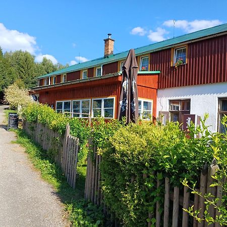 Prazova Bouda Hotel Dobré Eksteriør billede